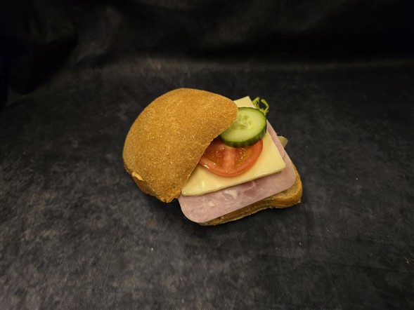 Sandwich m/skinke og ost