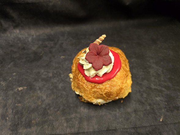 Luksus fastelavnsboller med solbær