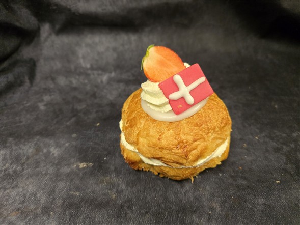 EM fastelavnsbolle luksus