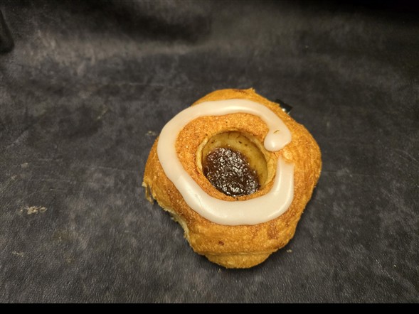 Fastelavnsbolle med sveske marmelade